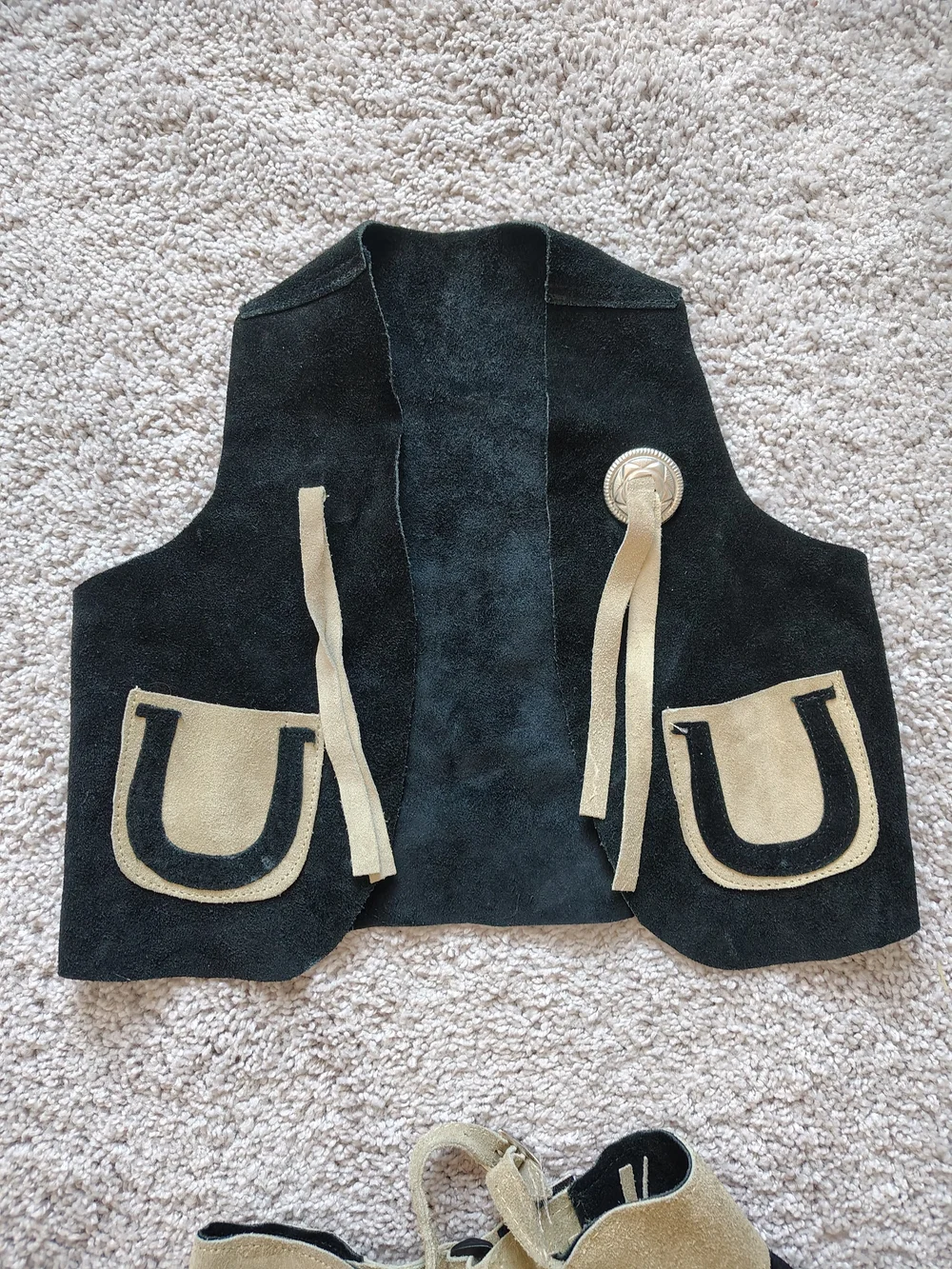 Toug-Kids Leather Suede Western Chaps & Vest Set Rearing Horse Fringe, Sz L